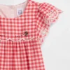 Baby-antrekk i gingham med hullmønster