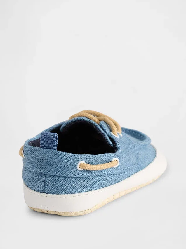 Baby-båtsko i denim