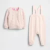 Baby-cardigan-antrekk