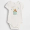Baby First Favorites body i økologisk bomull med grafisk trykk