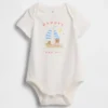 Baby First Favorites body i økologisk bomull med grafisk trykk