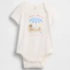 Baby First Favorites body i økologisk bomull med grafisk trykk