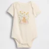Baby First Favorites body i økologisk bomull med grafisk trykk