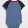 Baby First Favorites body i økologisk bomull med grafisk trykk