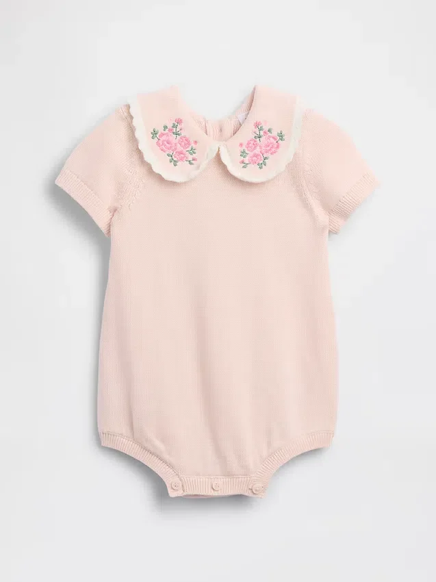 Baby-genser med brodert krage