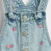 Baby og Småbarn-broderte denim-shortalls