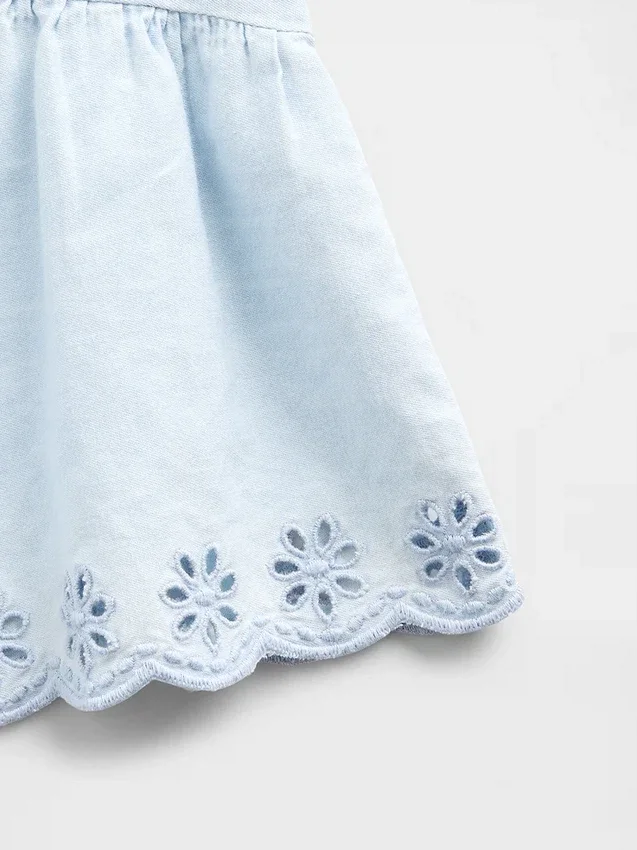 Baby og Småbarn sett i denim med hullmønster