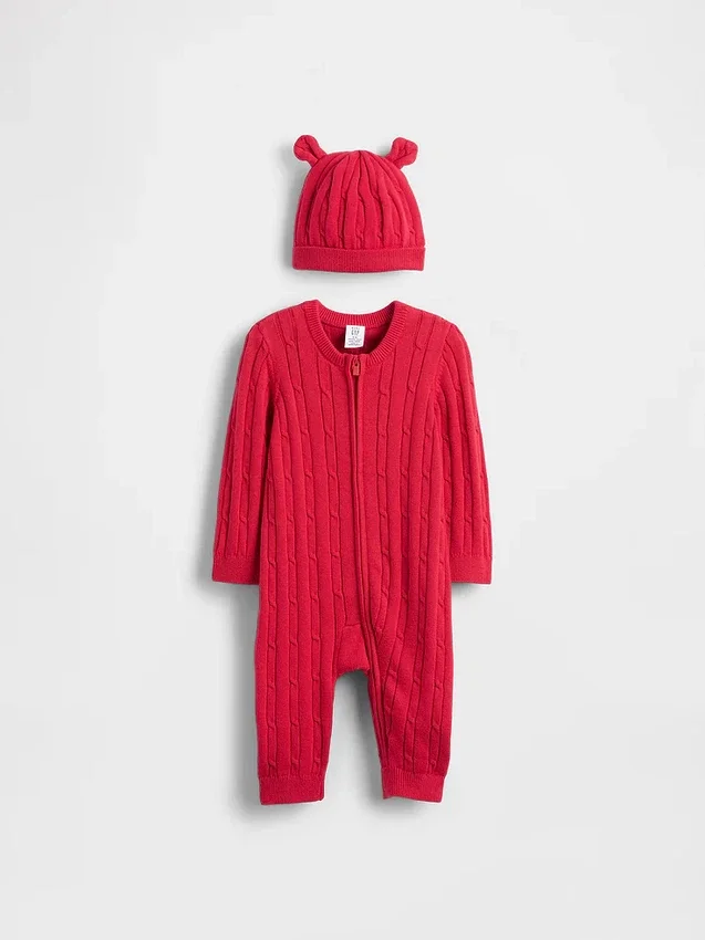 Baby-sett med kabelstrikket heldrakt