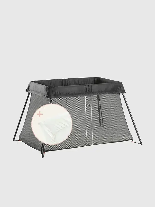 Babybjörn reiseseng Light og laken-pakke