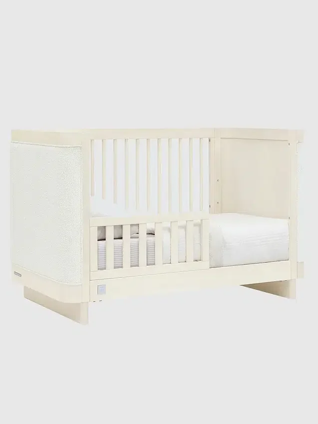 babyGap Callie 4-i-1 polstret barneseng