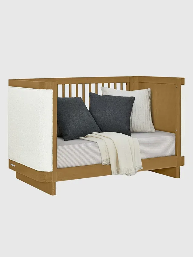 babyGap Callie 4-i-1 polstret barneseng
