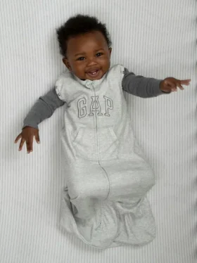 babyGap Truesleep sovepose med glidelås, 6 til 12 måneder