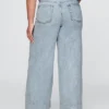 Baggy-bukser i ultramyk denim med middels høy midje