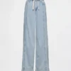 Baggy-bukser i ultramyk denim med middels høy midje