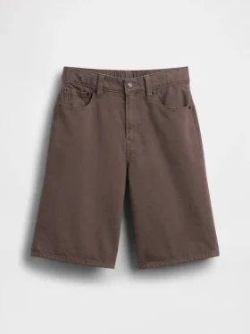 Baggy denim shorts for barn