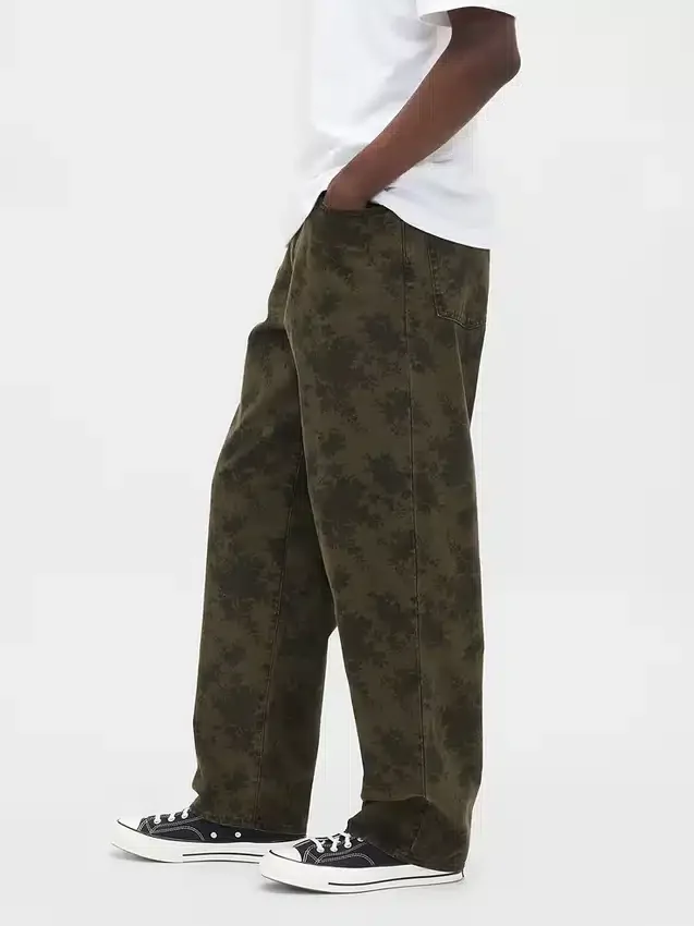 Baggy-Jeans i blomstret kanvas