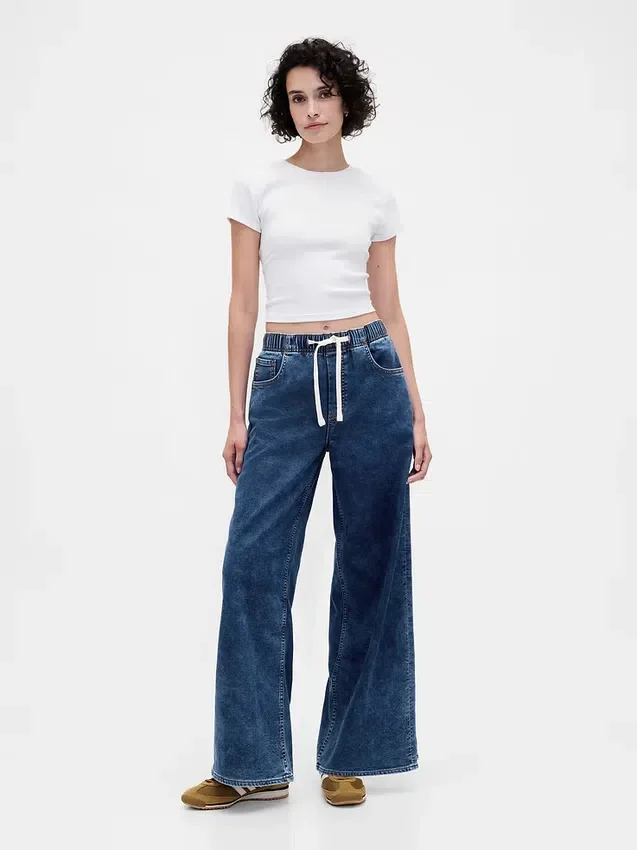 Baggy-Jeans i strikket denim med middels høy midje