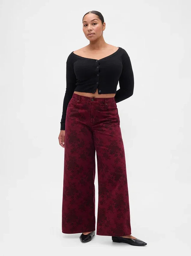 Baggy-Jeans med blomstermønster og middels høy midje