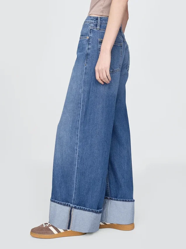 Baggy-jeans med middels høy midje og mansjetter