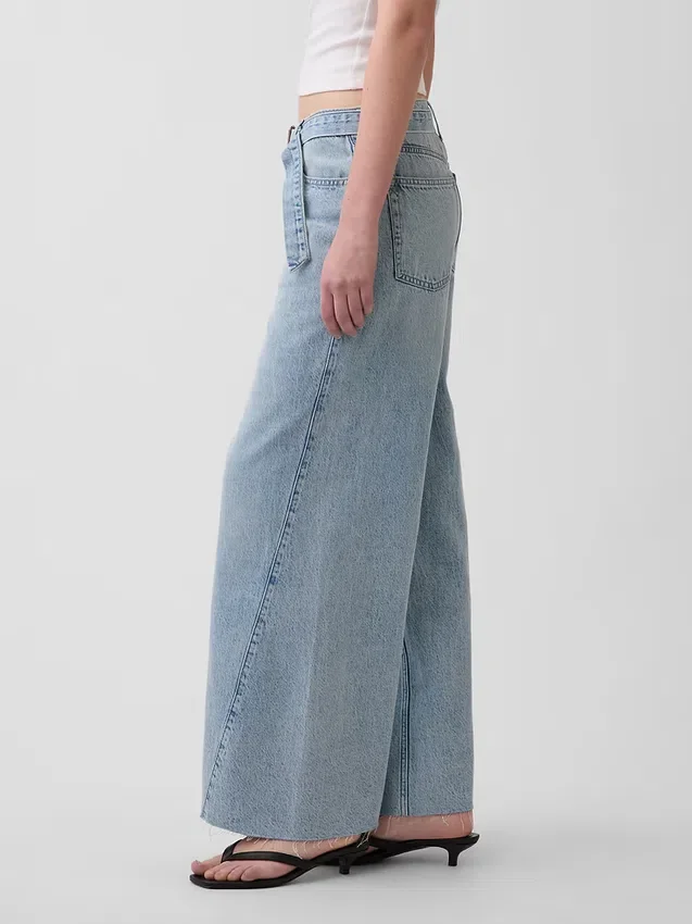 Baggy-jeans med midjehøyde og belte