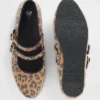 Ballerinasko med to stropper i leopardmønster