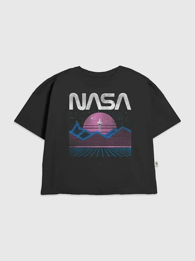 Barn T-skjorte med «NASA Pastel Space»-grafikk