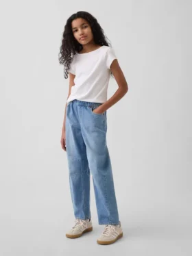 Barnejeans med høy midje og vid benform