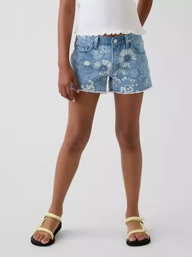 Barneshorts i denim med lav midje og blomstermønster