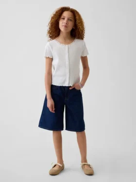 Barneshorts i denim med lav midje og lang passform