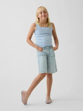 Barneshorts i denim med lav midje og lang passform