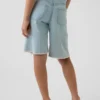 Barneshorts i denim med lav midje og lang passform