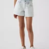 Barneshorts i lav midje med broderi i sitronfarget denim