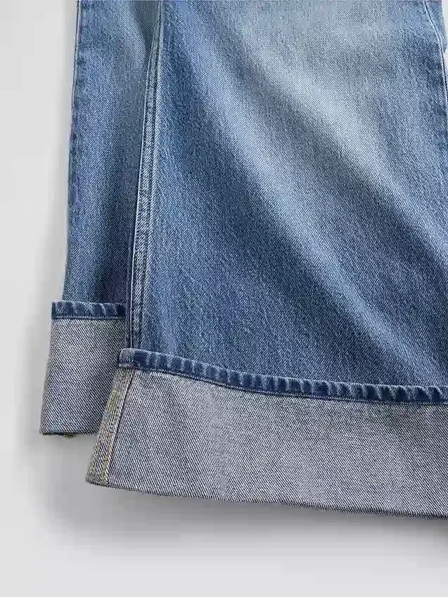 Barnesjeans med lav midje, vid ben og løs passform