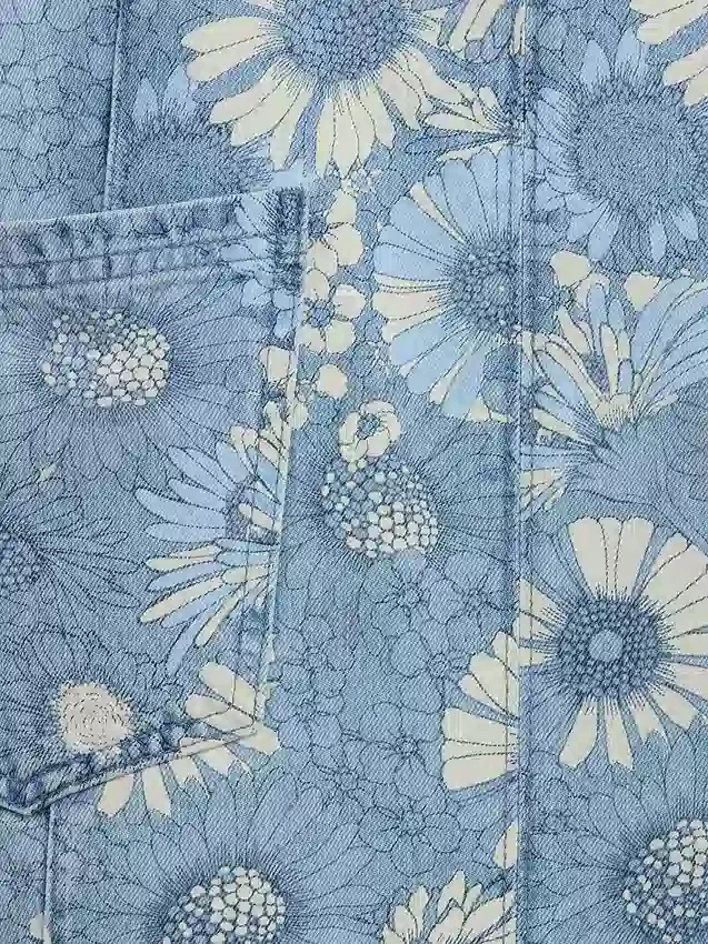 Barneskjørt i denim med blomstermønster