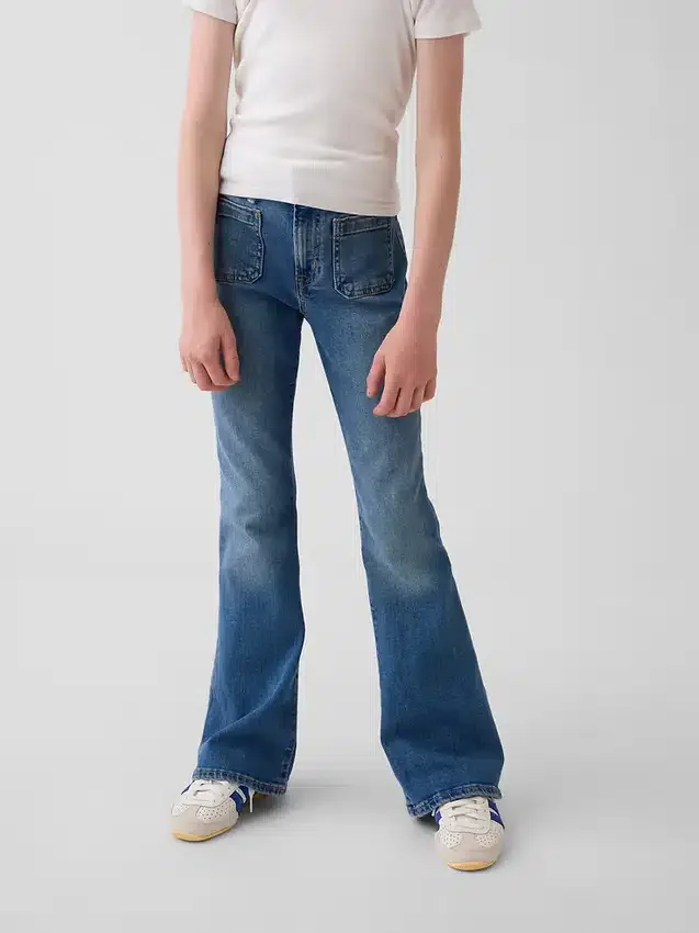 Barnjeans med høy midje og utvidet ben i 70-tallsstil
