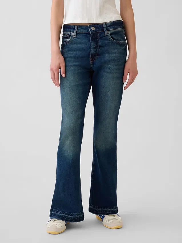 Barnjeans med høy midje og utvidet ben i 70-tallsstil