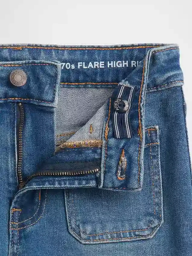 Barnjeans med høy midje og utvidet ben i 70-tallsstil