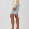 Bermudashorts i denim med middels høy midje og løs passform