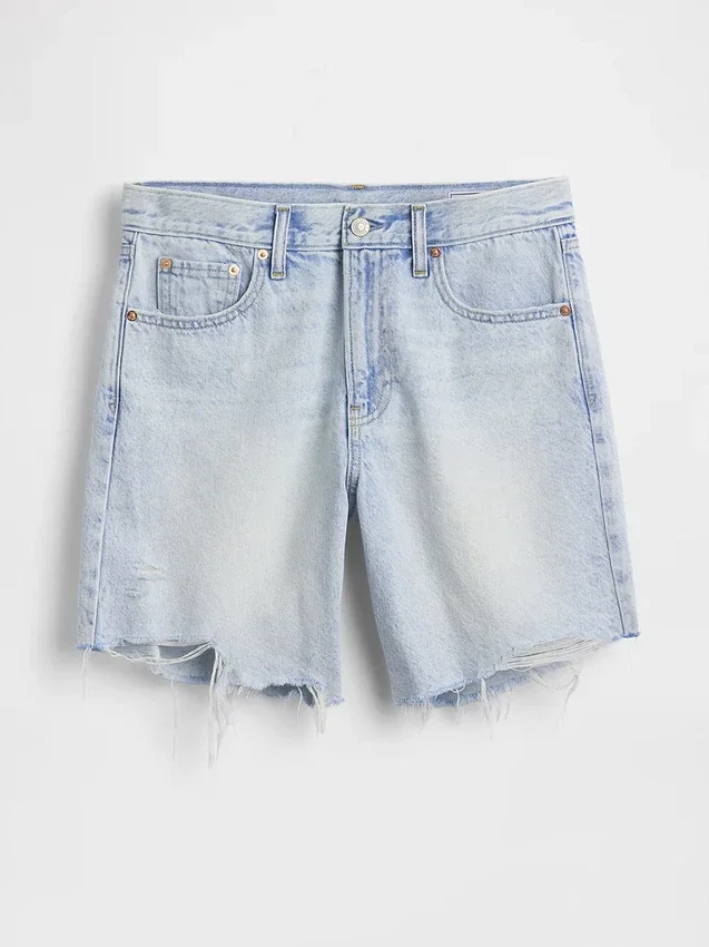 Bermudashorts i denim med middels høy midje og løs passform