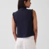Bluse med knapper foran, pintucks og blonderkant