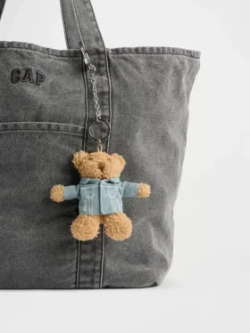 Brannan Bear-bagcharm i denimjakke-stil