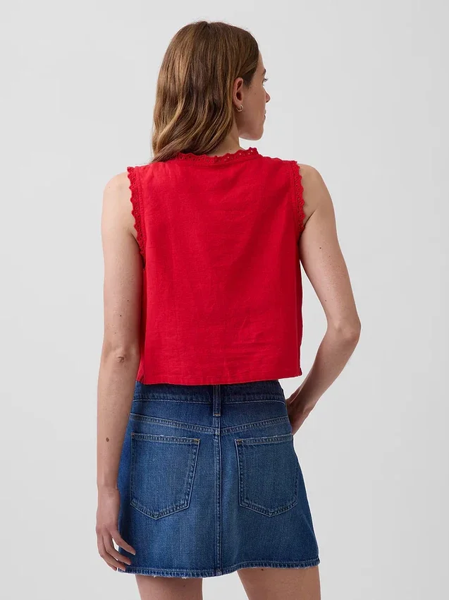Broderte, korte topper i linblanding