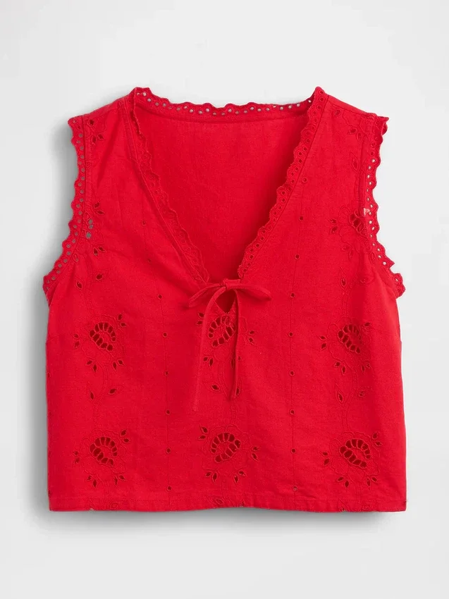 Broderte, korte topper i linblanding
