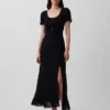 Broderte maxi-kjole med puffermmer