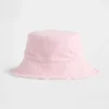 Bucket-hatt for barn
