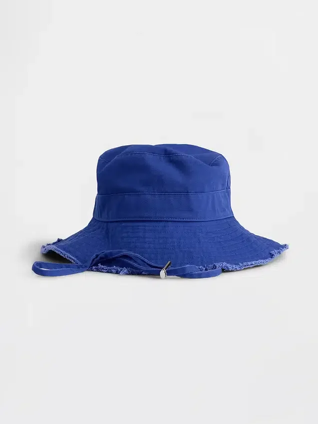 Bucket-hatt med frynser