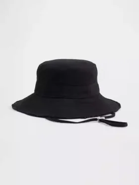 Bucket-hatt med frynser