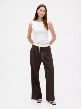 Bukser med middels høy midje og dobbel midje