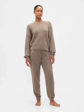 CashSoft bouclé-strikkede gensere med joggebukser