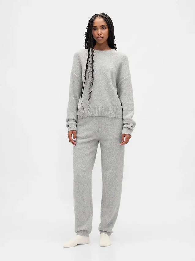 CashSoft bouclé-strikkede gensere med joggebukser
